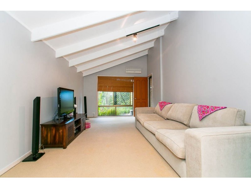25 Currong Crescent, Mudgeeraba QLD 4213