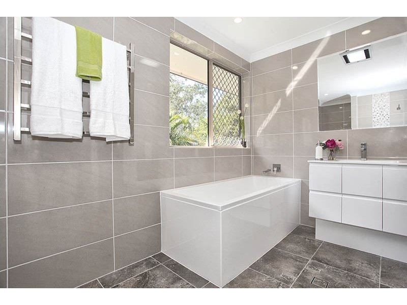 3 Currong Crescent, Mudgeeraba QLD 4213