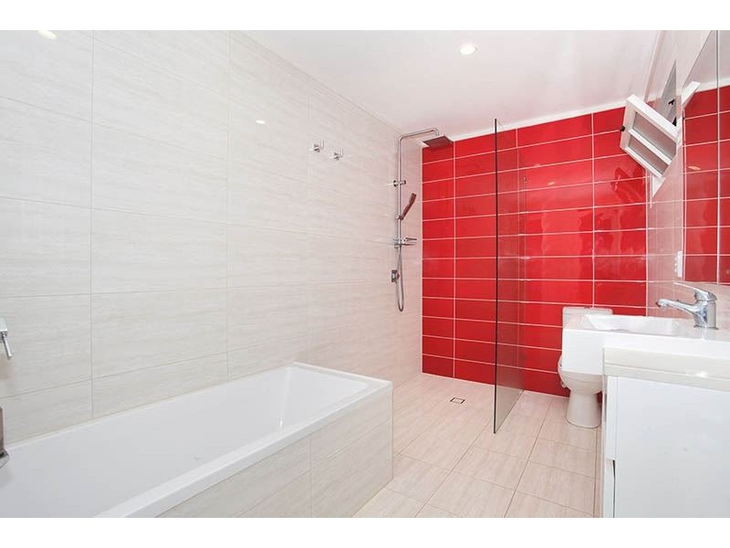 1 Gunsynd Drive, Mudgeeraba QLD 4213