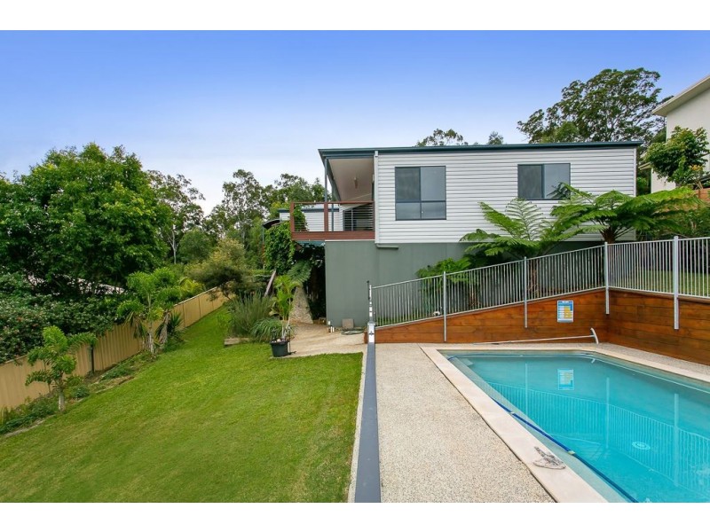 27 Emerson Drive, Mudgeeraba QLD 4213