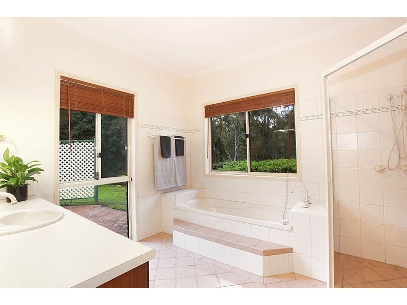 28 Lydford Close, Bonogin QLD 4213