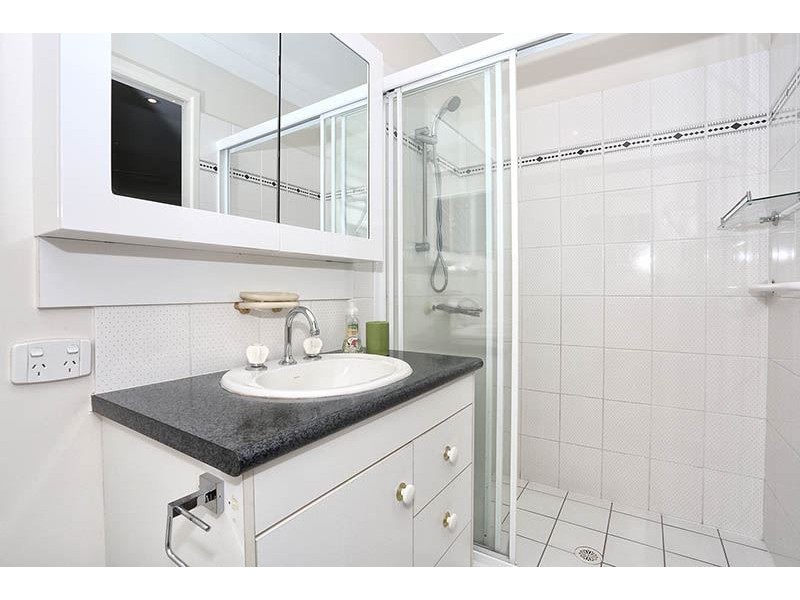 19 Tuena Street, Mudgeeraba QLD 4213