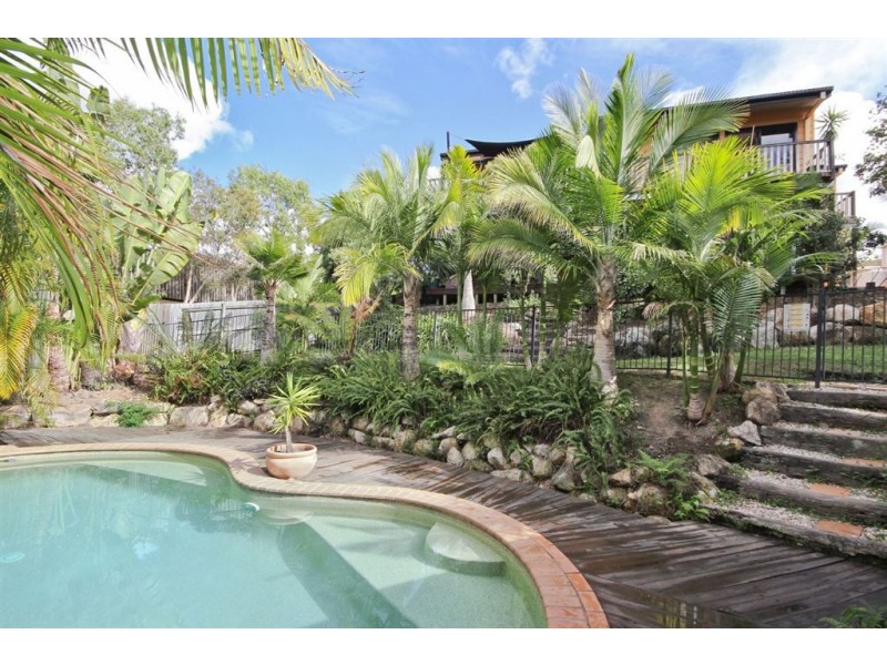 33 Settlement Court, Tallai QLD 4213