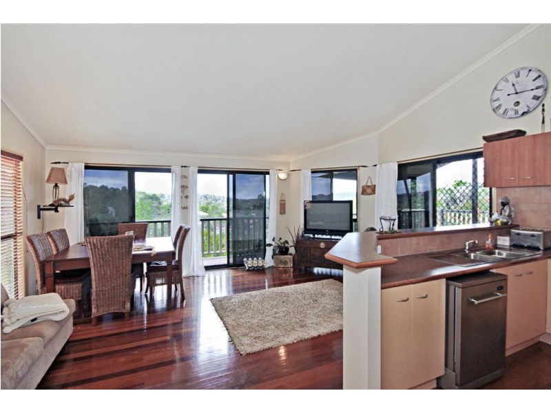 33 Settlement Court, Tallai QLD 4213