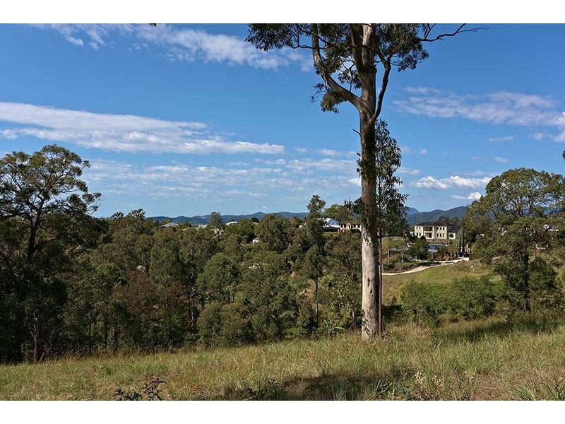 261 San Fernando Drive, Worongary QLD 4213