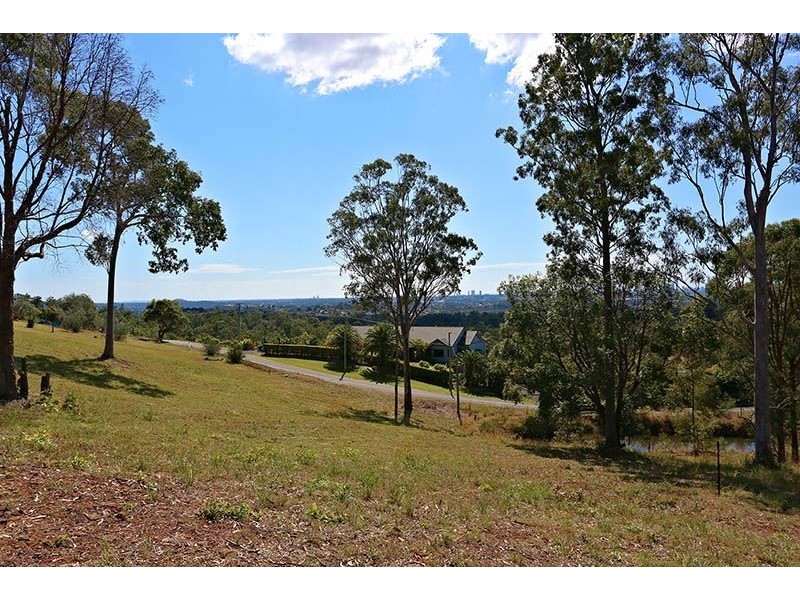 261 San Fernando Drive, Worongary QLD 4213