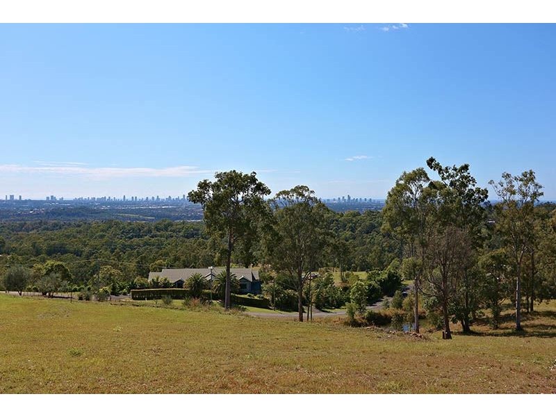 261 San Fernando Drive, Worongary QLD 4213