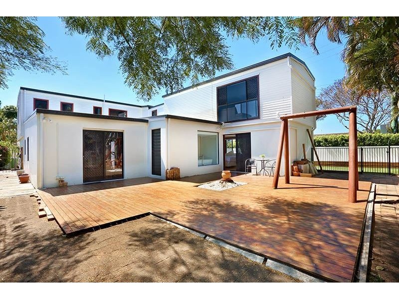 5 Pacific Boulevard, Broadbeach Waters QLD 4218