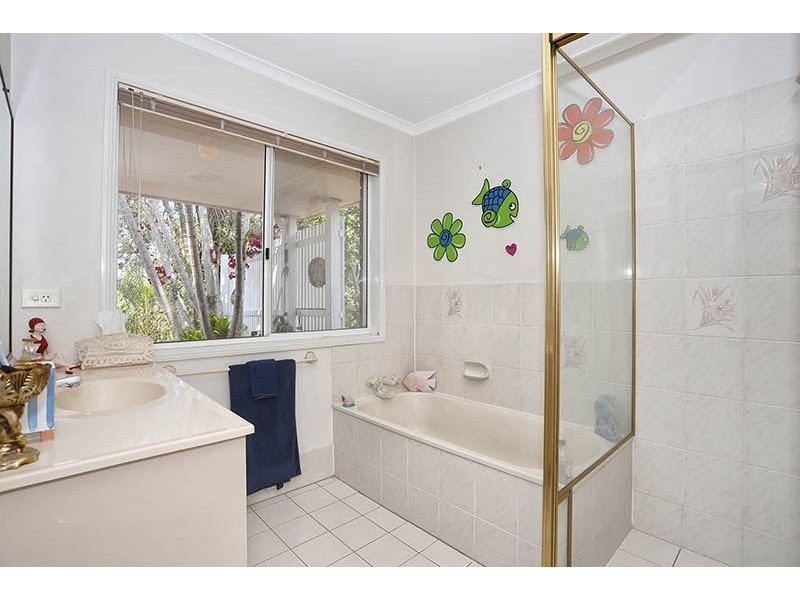 30 Tallai Road, Tallai QLD 4213