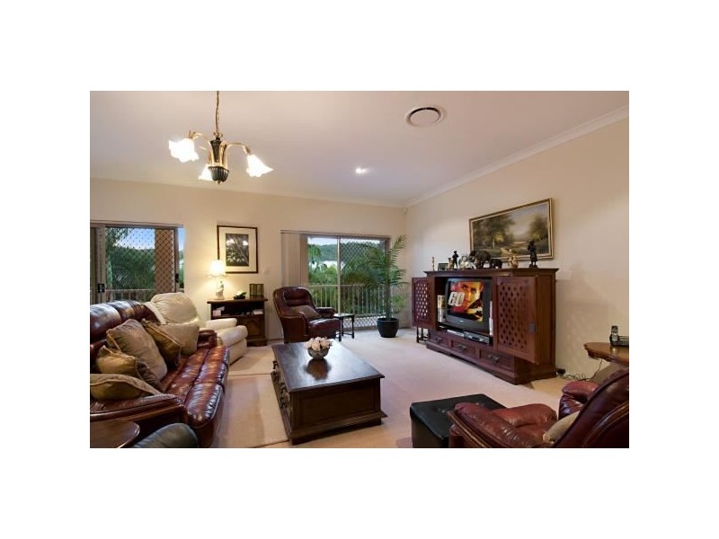 17 Lowry Court, Mudgeeraba QLD 4213