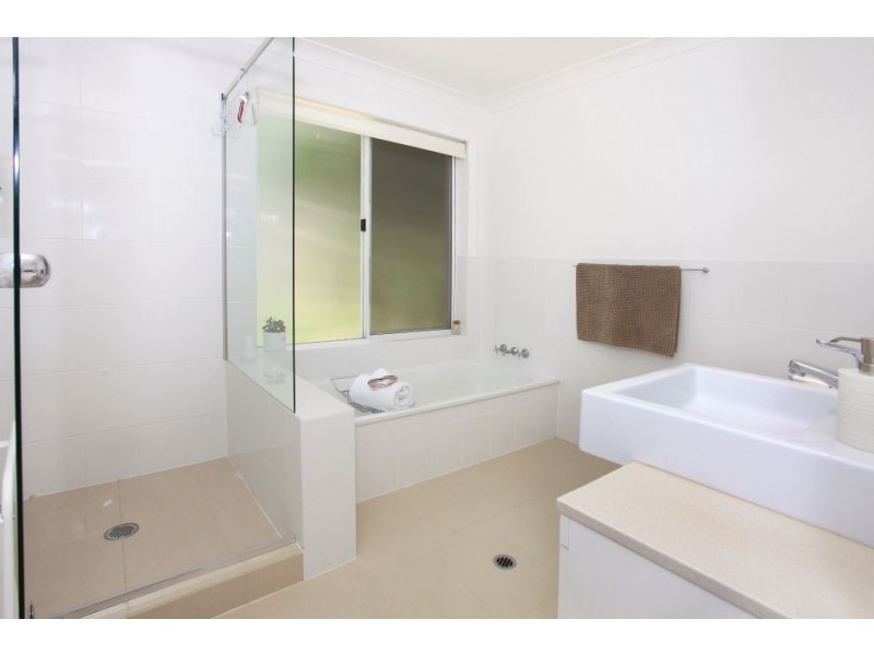 5 Baraka Court, Mudgeeraba QLD 4213