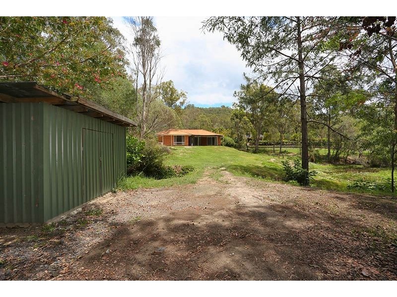 2 Nature Valley Court, Tallai QLD 4213