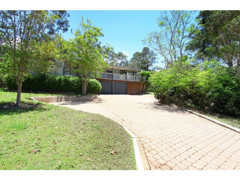 11 Woodvale Drive, Tallai QLD 4213