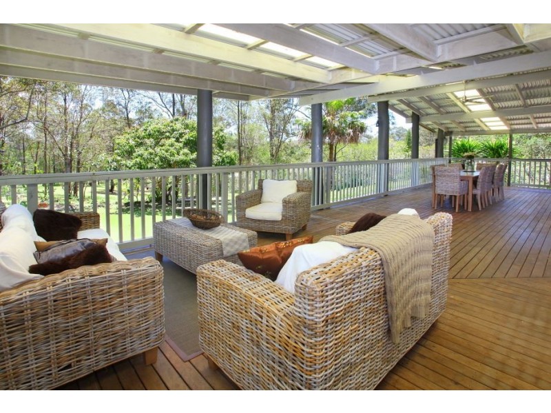 11 Woodvale Drive, Tallai QLD 4213