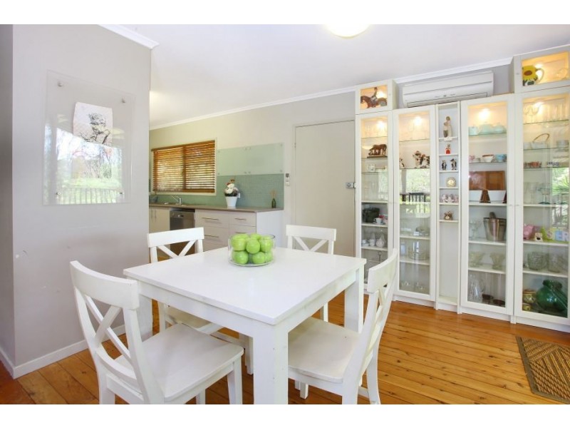 11 Woodvale Drive, Tallai QLD 4213