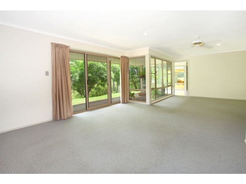 3 Tarrant Drive, Mudgeeraba QLD 4213