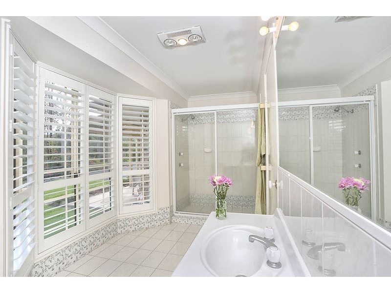 51 Saunders Drive, Bonogin QLD 4213