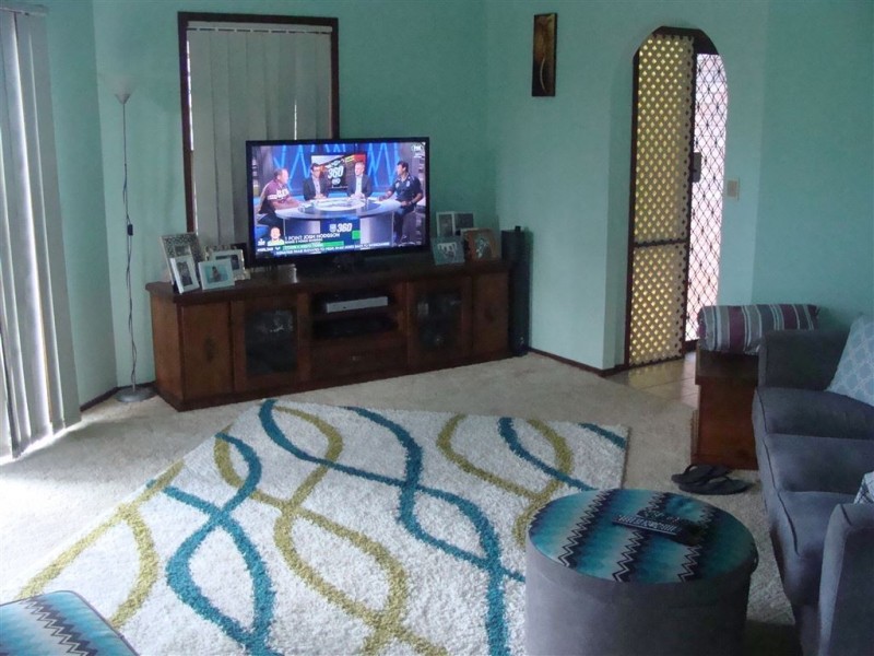 52 Pappas Way, Carrara QLD 4211