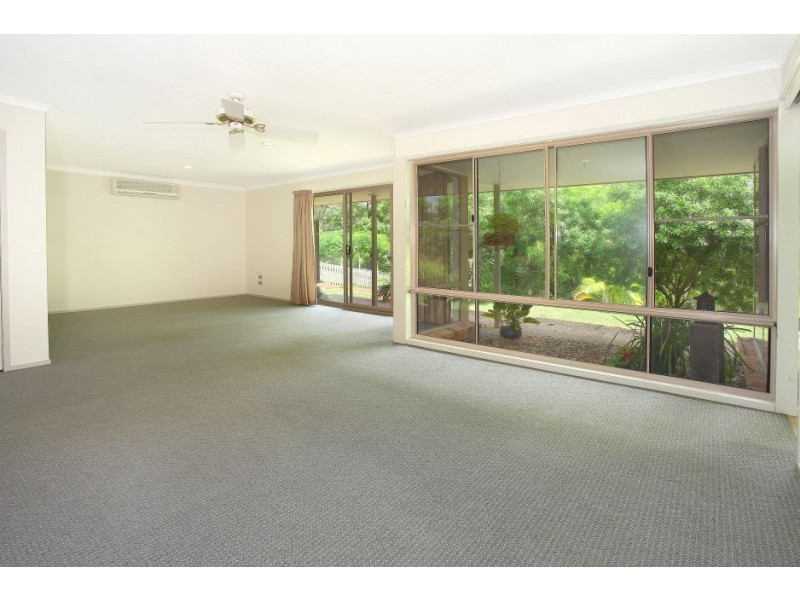 3 Tarrant Drive, Mudgeeraba QLD 4213