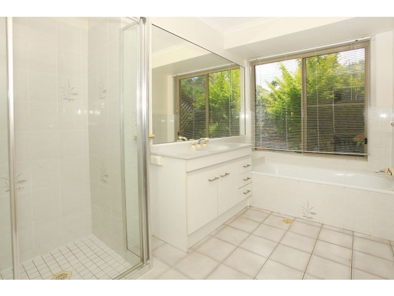 3 Tarrant Drive, Mudgeeraba QLD 4213