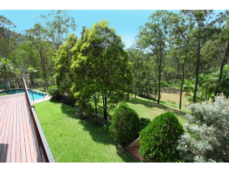 222 Crane Crescent, Nerang QLD 4211