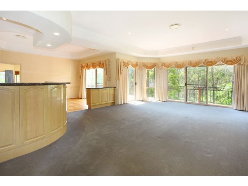 222 Crane Crescent, Nerang QLD 4211