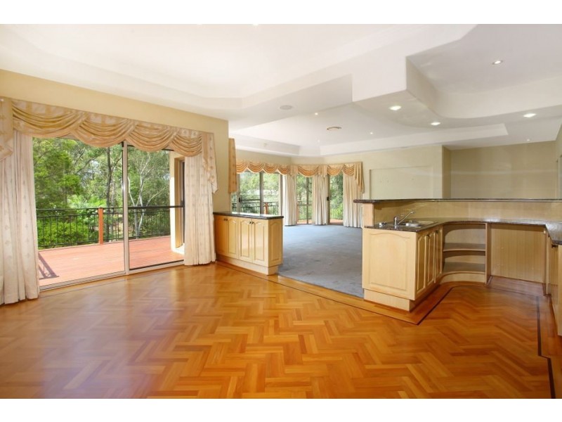 222 Crane Crescent, Nerang QLD 4211