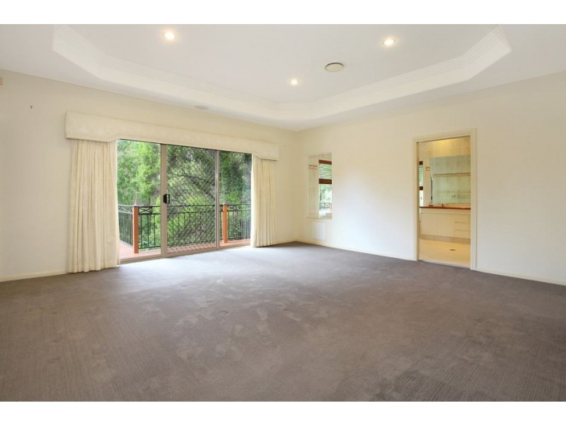 222 Crane Crescent, Nerang QLD 4211