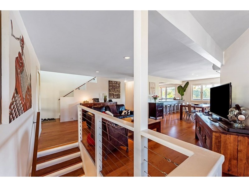 52 Murtha Drive, Elanora QLD 4221