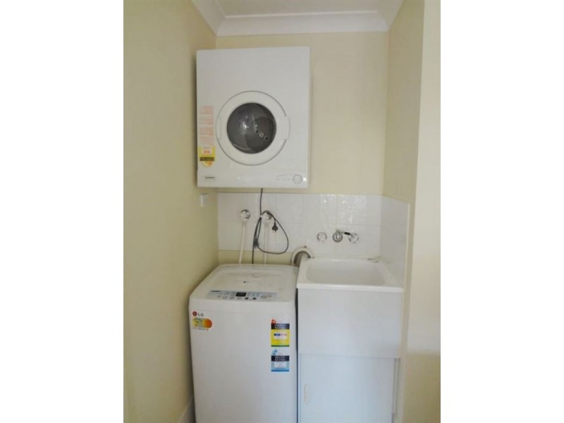 23/33-37 Lenneberg Street, Southport QLD 4215