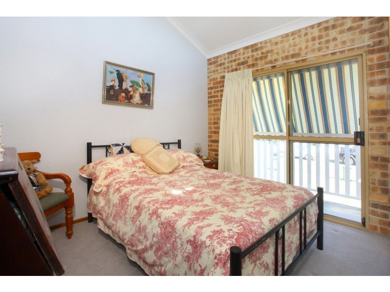 9 College Avenue, Southport QLD 4215