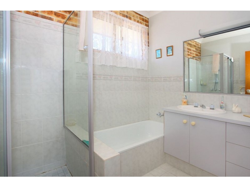 9 College Avenue, Southport QLD 4215