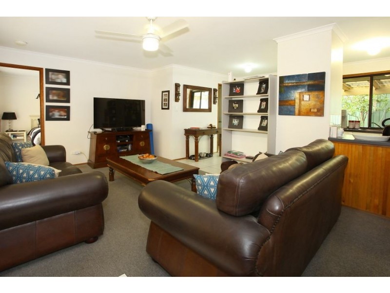16 Navajo Road, Mudgeeraba QLD 4213