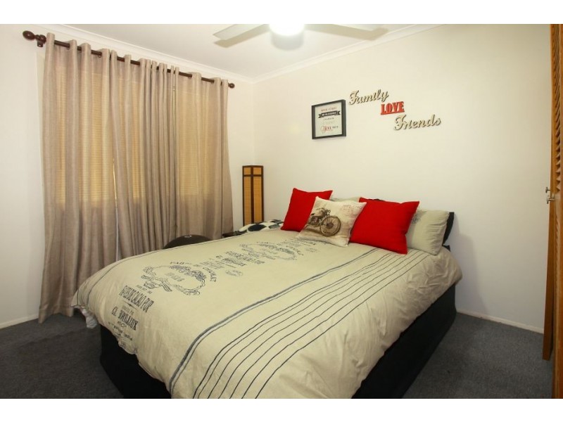 16 Navajo Road, Mudgeeraba QLD 4213