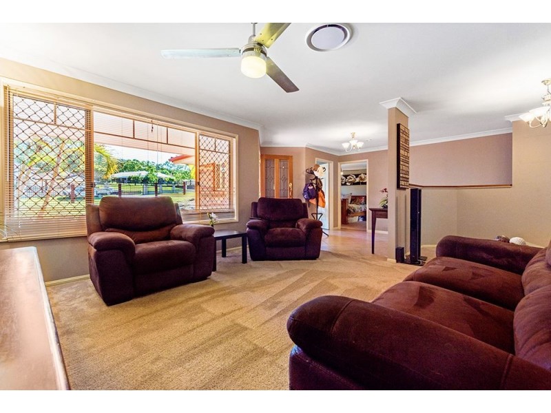 202 Glenmore Drive, Bonogin QLD 4213