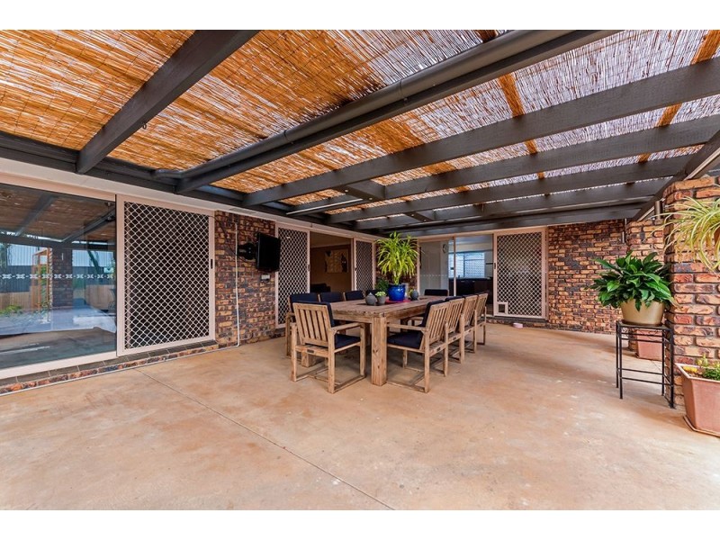 66 Open Drive, Arundel QLD 4214