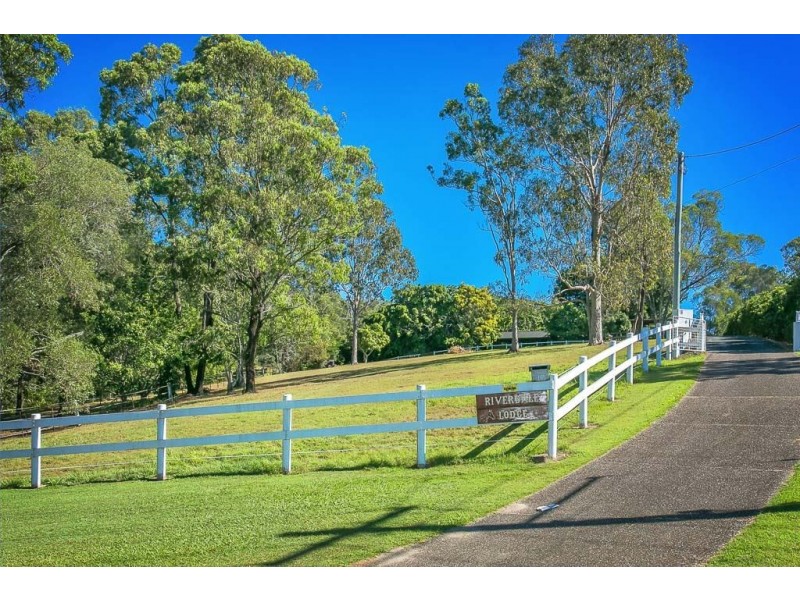 10 Baron Court, Tallai QLD 4213