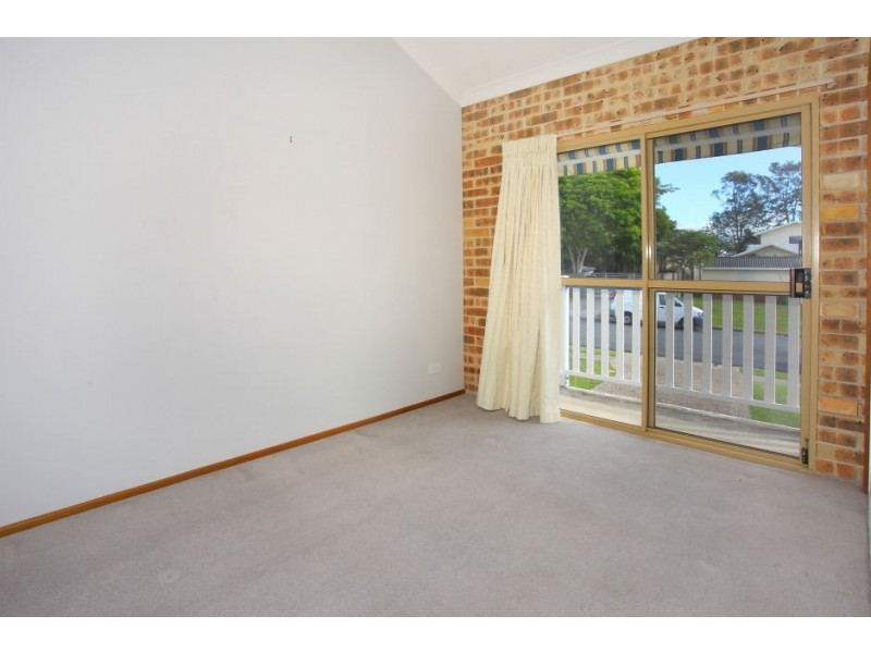 1/9 College Ave, Southport QLD 4215