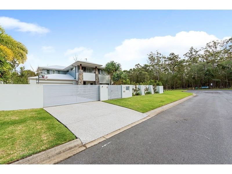 116 Arun Drive, Arundel QLD 4214