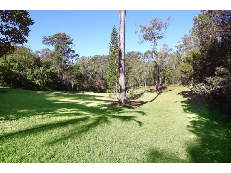 14 Bertana Drive, Mudgeeraba QLD 4213