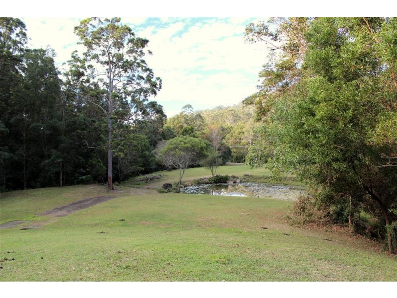 653 Bonogin Road, Bonogin QLD 4213