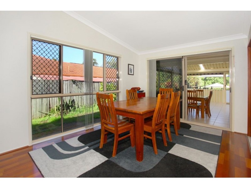 24 Burke Crescent, Mudgeeraba QLD 4213