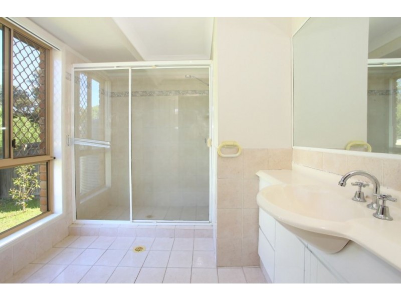 24 Burke Crescent, Mudgeeraba QLD 4213