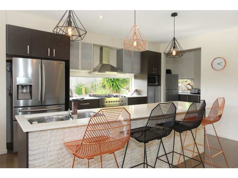 12 Phoebe Rise, Bonogin QLD 4213