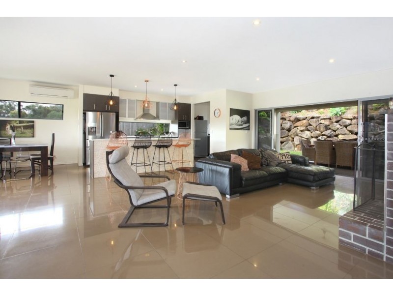 12 Phoebe Rise, Bonogin QLD 4213