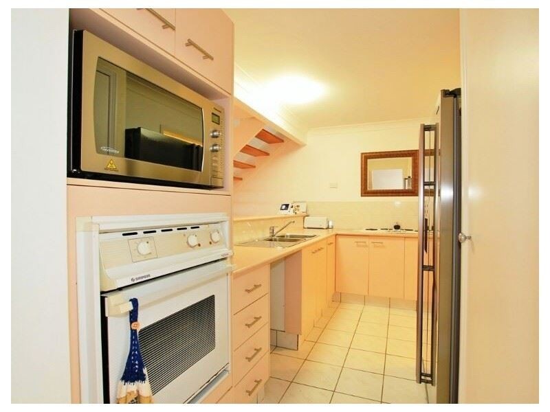 7/4 Sherwood Close, Mudgeeraba QLD 4213