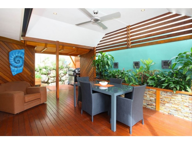 11 Leicester Terrace, Mudgeeraba QLD 4213