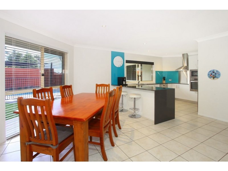 11 Leicester Terrace, Mudgeeraba QLD 4213