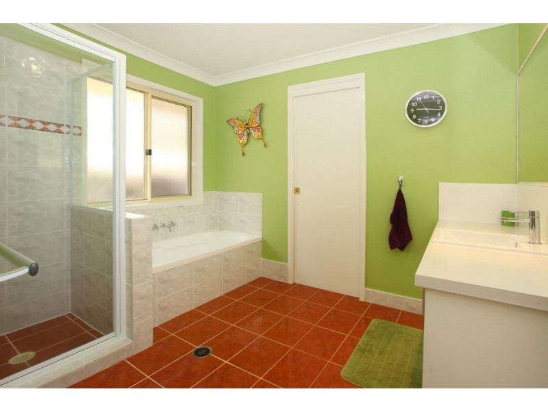 11 Leicester Terrace, Mudgeeraba QLD 4213