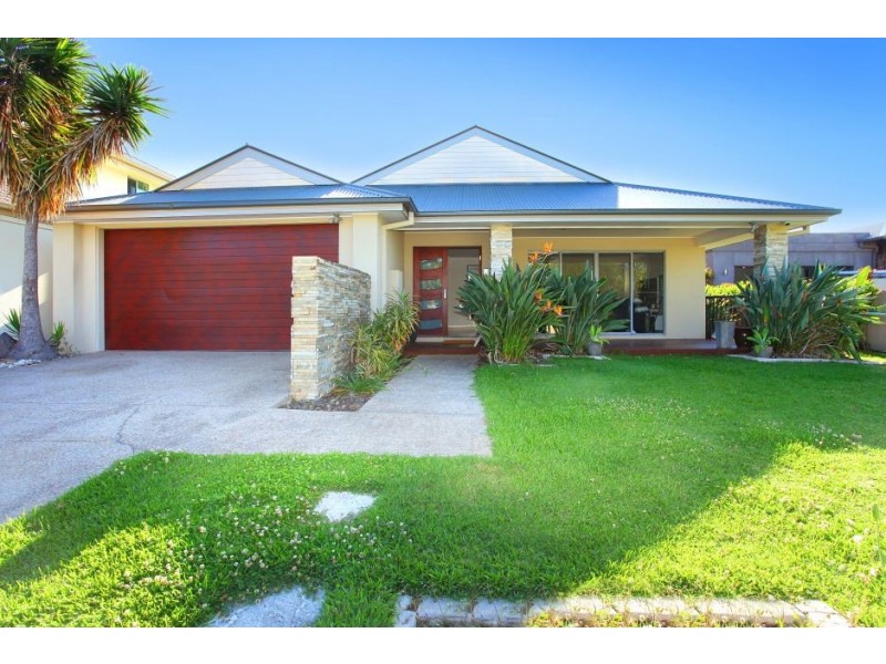 70 Southaven Drive, Helensvale QLD 4212